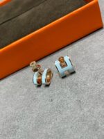 [Eternal Jewelry]POP H SKY BLUE STUD EARRINGS - 图片 6
