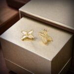[Eternal Jewelry]JEUX DE WHITE MOP GOLD DIAMOND EARRINGS - 图片 5